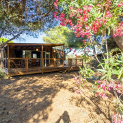 Séjour de 2 nuits en Eco-lodge avec Champagne au Domaine Presqu'île De La Franqui (La Franqui, Aude - 11)