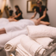 Rituel Corps Découverte Nectarome avec Gommage, Massage et Accès Piscine à l’Hôtel 1770 4* (Avignon, Vaucluse - 84)