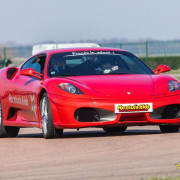 OFFRE EXCLUSIVE ALADINIA : Stage de Pilotage Ferrari F430 pour Enfants (12 circuits) 