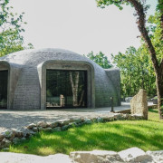 Séjour en Logement Insolite : Nuit dans un Dôme avec Massage, Accès Spa Privé et Piscine Chauffée (Chartrier-Ferrière, Nouvelle-Aquitaine- 19)