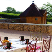 Séjour Romantique avec Petit-déjeuner, Dégustation de Vin et Visite du Domaine Joseph Lafarge (Lugny, Bourgogne- 71)