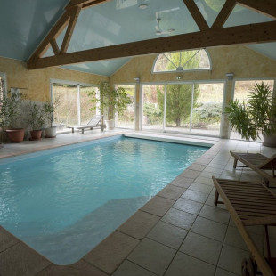 Séjour Relaxant avec Spa à l'Hôtel le Bout du Monde (Saint-Georges, Cantal - 15)